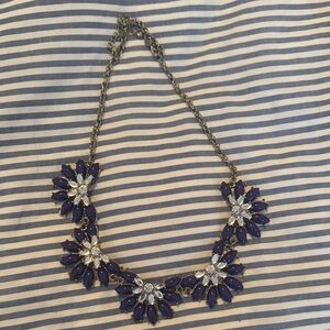 Elegant Blue Floral Necklace